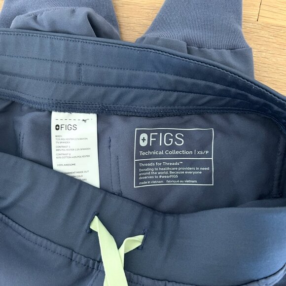 Figs Zamora Scrub Jogger XS Petite Space Navy - Picture 3 of 3